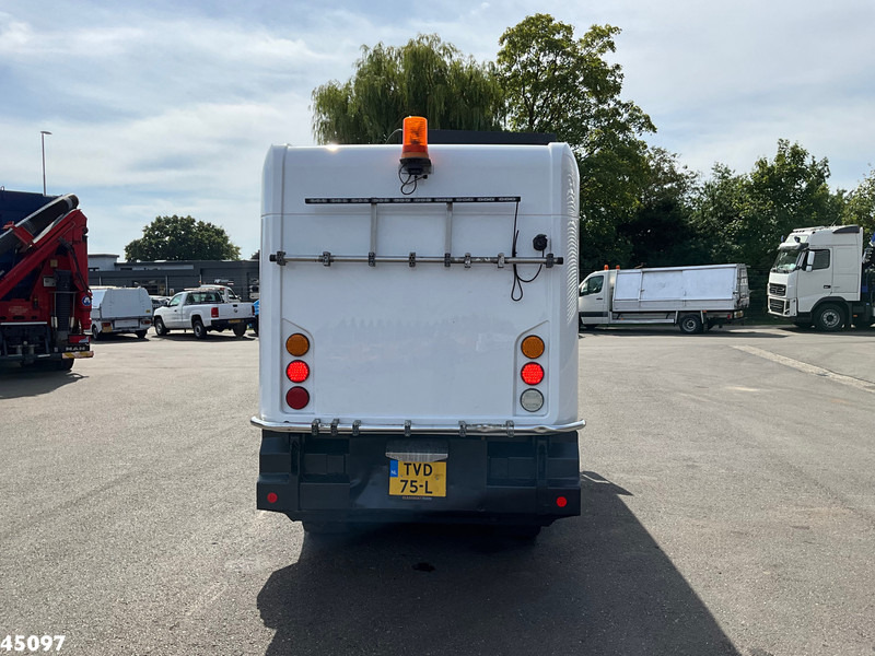 Ravo 540 Euro 6 with 3-rd brush - Kehrmaschine: das Bild 4 Ravo 540 Euro 6 with 3-rd brush - Kehrmaschine: das Bild 4