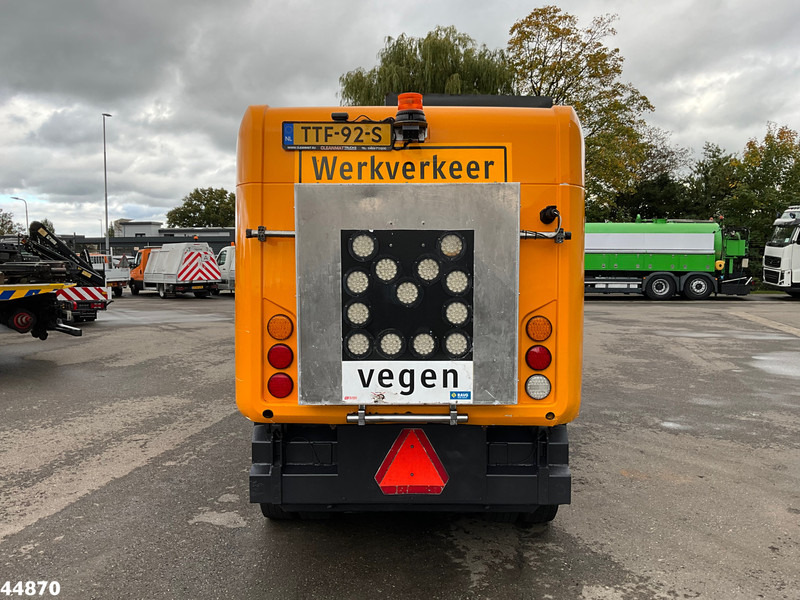 Ravo 540 with 3-rd brush - Kehrmaschine: das Bild 5 Ravo 540 with 3-rd brush - Kehrmaschine: das Bild 5