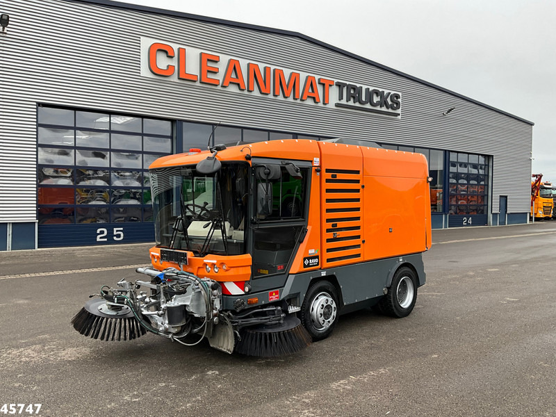 Ravo 580 with 3-rd brush - Kehrmaschine: das Bild 3 Ravo 580 with 3-rd brush - Kehrmaschine: das Bild 3