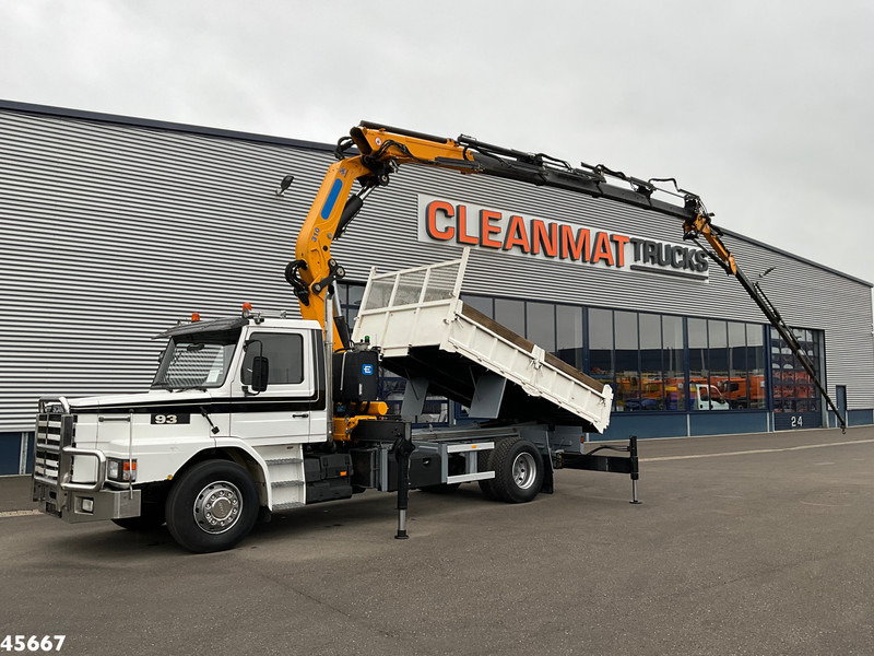 Scania T 93 4x2 Kipper met 31 Tonmeter laadkraan (bj 2005) + Fly-JIb! Just 118.736 km! - Kipper, Autokran: das Bild 1 Scania T 93 4x2 Kipper met 31 Tonmeter laadkraan (bj 2005) + Fly-JIb! Just 118.736 km! - Kipper, Autokran: das Bild 1