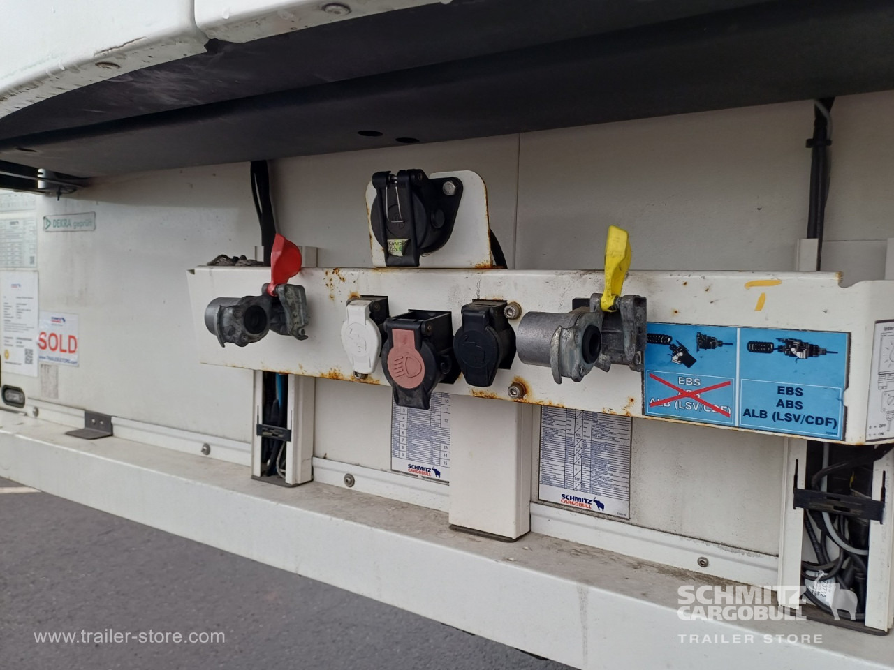 SCHMITZ Auflieger Tiefkühler Standard Double deck - Isotherm Auflieger: das Bild 2 SCHMITZ Auflieger Tiefkühler Standard Double deck - Isotherm Auflieger: das Bild 2