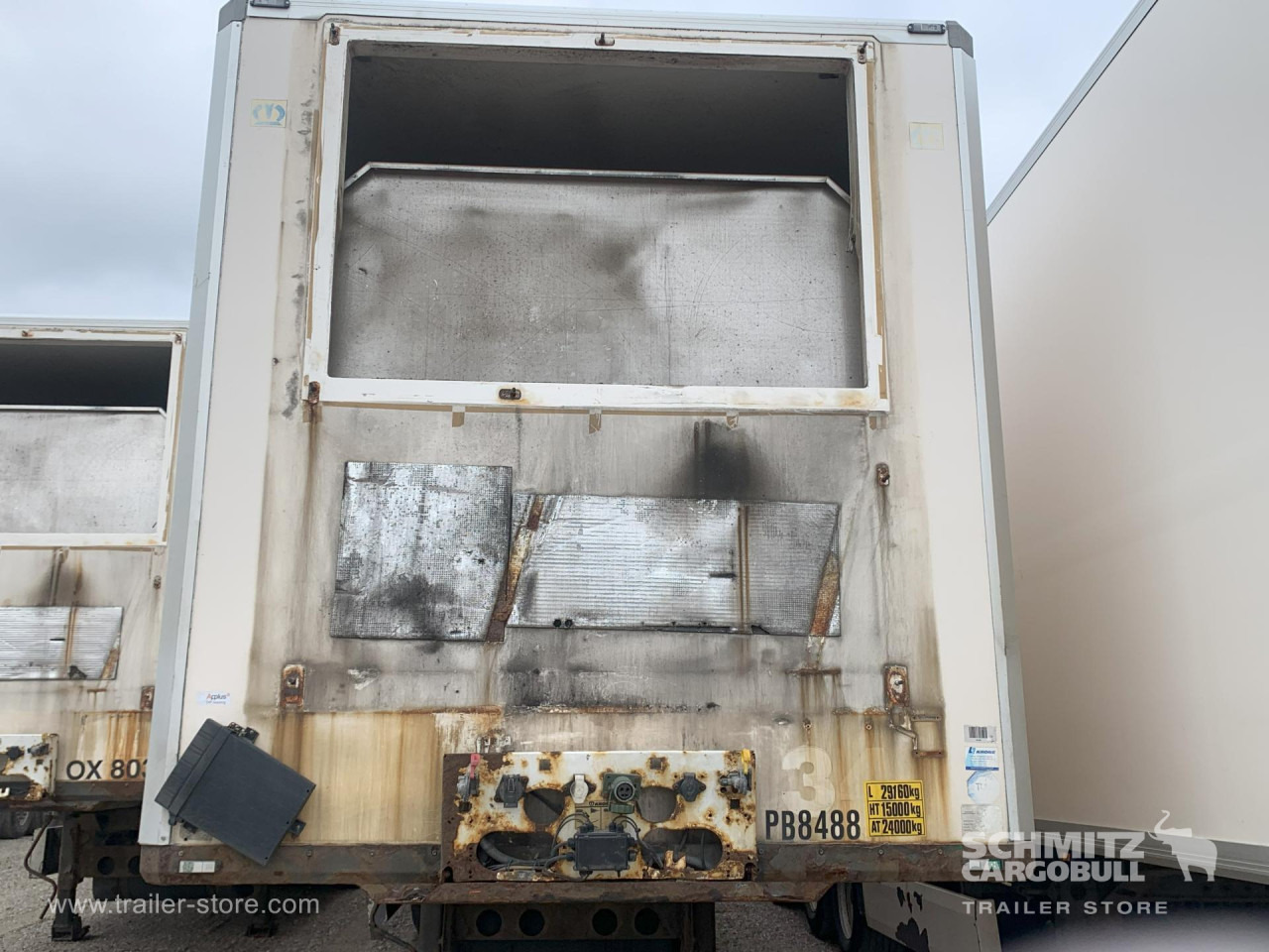 KRONE Reefer Standard Taillift - Isotherm Auflieger: das Bild 1 KRONE Reefer Standard Taillift - Isotherm Auflieger: das Bild 1