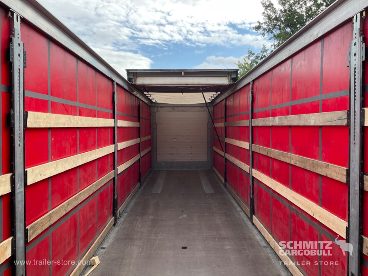 SCHMITZ Curtainsider Standard - Planenauflieger: das Bild 2 SCHMITZ Curtainsider Standard - Planenauflieger: das Bild 2