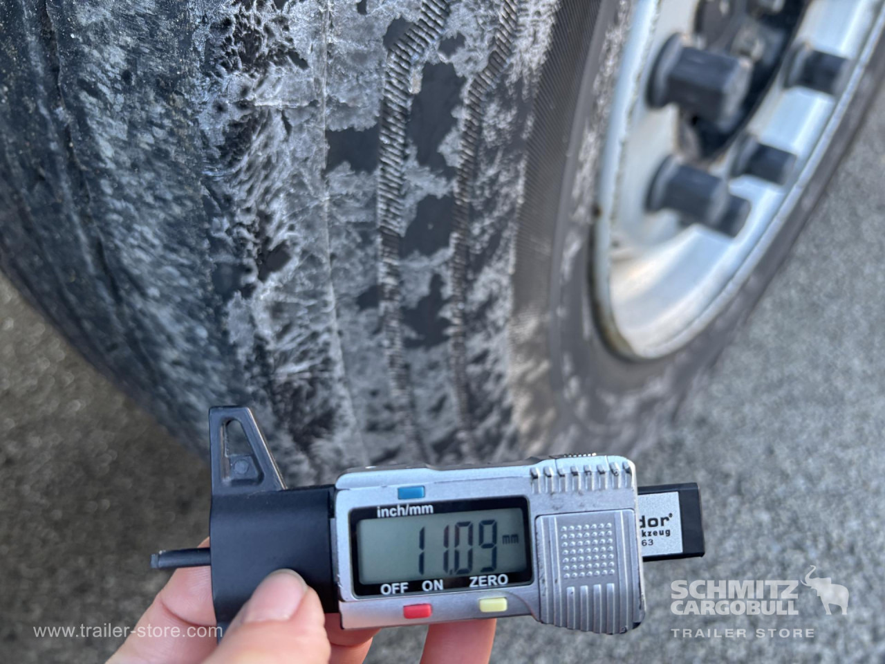 SCHMITZ Reefer Standard Double deck - Isotherm Auflieger: das Bild 3 SCHMITZ Reefer Standard Double deck - Isotherm Auflieger: das Bild 3