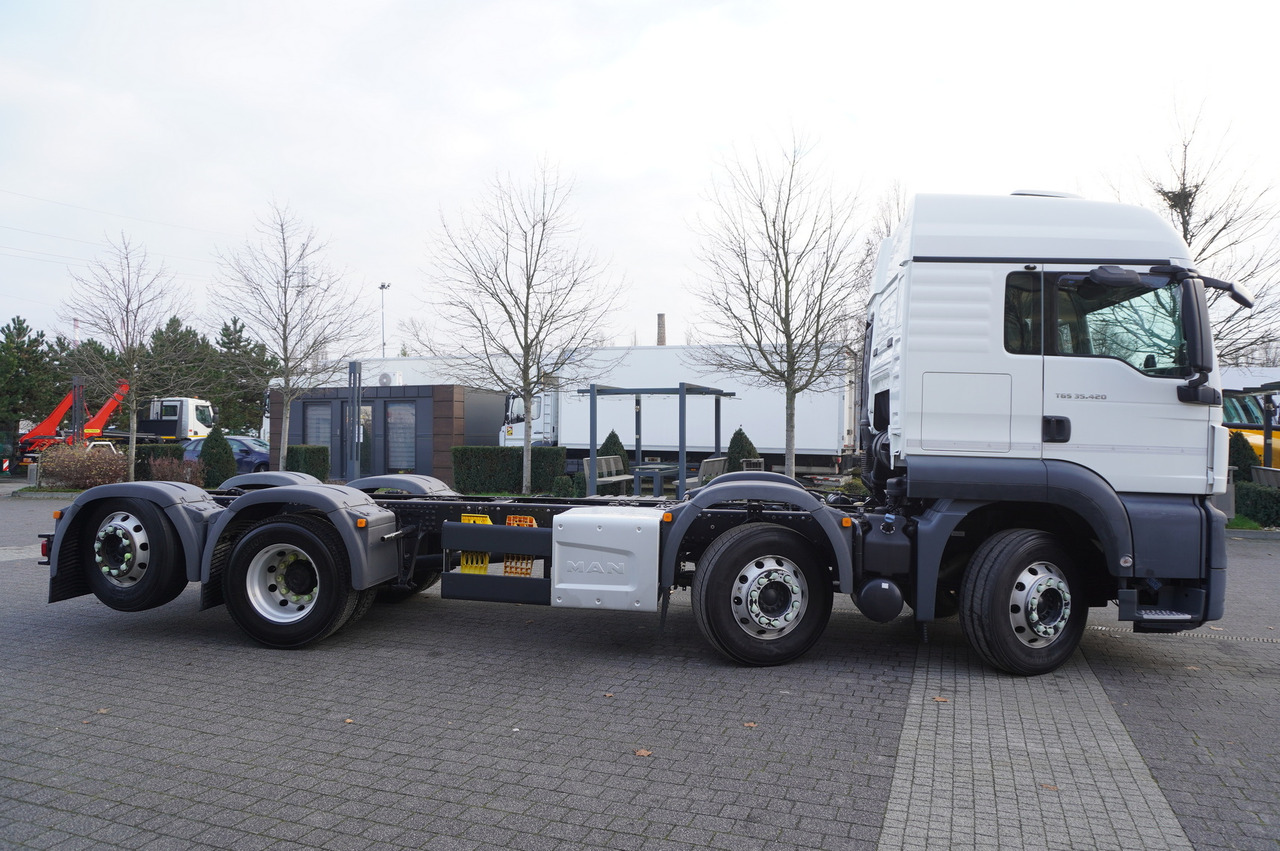 MAN TGS 35.420 8×2 / Chassis 6.4 m / 3 steered axles - Fahrgestell LKW, Autokran: das Bild 5 MAN TGS 35.420 8×2 / Chassis 6.4 m / 3 steered axles - Fahrgestell LKW, Autokran: das Bild 5