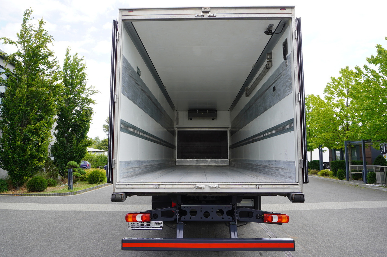 MERCEDES-BENZ Actros 1824 / Refrigerator 22 EPAL / Carrier Supra 850 / Sleeping cabin - Kühlkoffer LKW: das Bild 5 MERCEDES-BENZ Actros 1824 / Refrigerator 22 EPAL / Carrier Supra 850 / Sleeping cabin - Kühlkoffer LKW: das Bild 5
