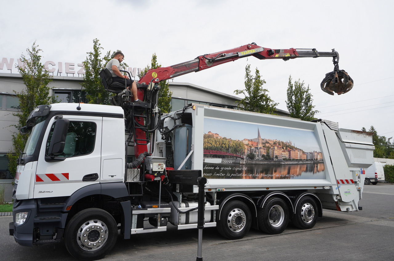MERCEDES-BENZ Antos 3240 8x2 / Tajfun 5T crane / Farid Industries garbage truck/ 3 steered axles - Müllwagen: das Bild 1 MERCEDES-BENZ Antos 3240 8x2 / Tajfun 5T crane / Farid Industries garbage truck/ 3 steered axles - Müllwagen: das Bild 1