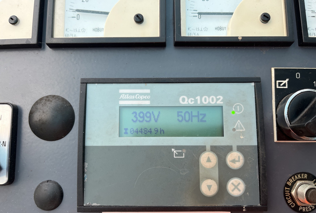 POTAIN IGO32 Tri/A Mobile self-erecting tower crane / 4400 MTH! - Turmkran: das Bild 2 POTAIN IGO32 Tri/A Mobile self-erecting tower crane / 4400 MTH! - Turmkran: das Bild 2