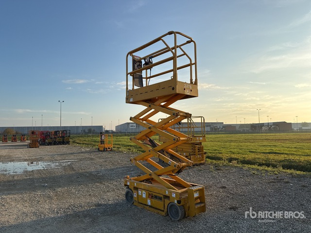 2008 Haulotte Optimum 8 Electric Scissor Lift - Scherenbühne: das Bild 1 2008 Haulotte Optimum 8 Electric Scissor Lift - Scherenbühne: das Bild 1