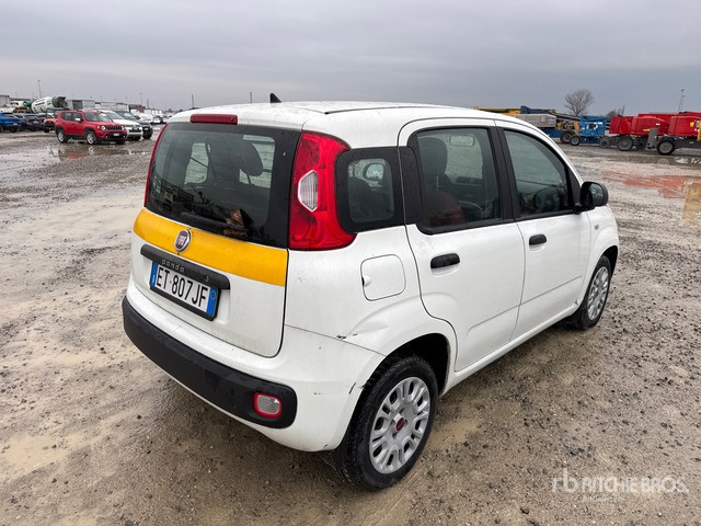 2013 Fiat Panda Automobile - PKW: das Bild 3 2013 Fiat Panda Automobile - PKW: das Bild 3