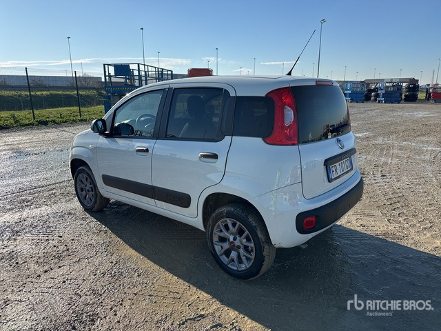 2018 Fiat Panda Automobile - PKW: das Bild 2 2018 Fiat Panda Automobile - PKW: das Bild 2