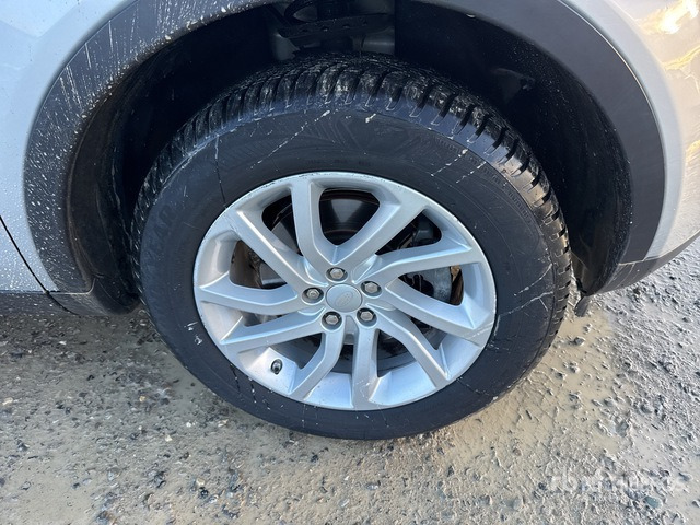 2019 Land Rover Discovery Sport 2.0 TD4 150CV SE 4WD SUV - SUV/ Geländewagen: das Bild 4 2019 Land Rover Discovery Sport 2.0 TD4 150CV SE 4WD SUV - SUV/ Geländewagen: das Bild 4