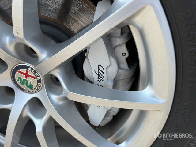 2020 Alfa Romeo Stelvio 2.2 TD 190CV AT8 Q4 BUSINESS SUV - SUV/ Geländewagen: das Bild 3 2020 Alfa Romeo Stelvio 2.2 TD 190CV AT8 Q4 BUSINESS SUV - SUV/ Geländewagen: das Bild 3