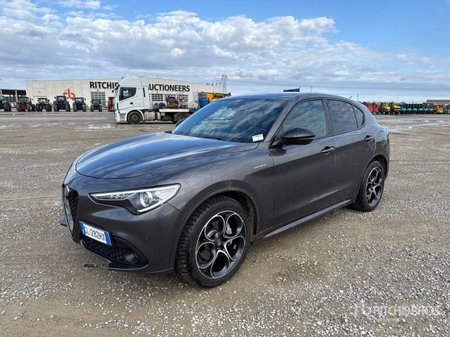 2022 Alfa Romeo Stelvio 2.2 TD Veloce Q4 154KW/210CV SUV - SUV/ Geländewagen: das Bild 1 2022 Alfa Romeo Stelvio 2.2 TD Veloce Q4 154KW/210CV SUV - SUV/ Geländewagen: das Bild 1