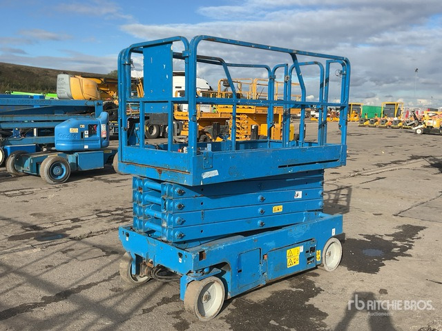 2011 Genie GS3246 Electric Scissor Lift - Scherenbühne: das Bild 4 2011 Genie GS3246 Electric Scissor Lift - Scherenbühne: das Bild 4
