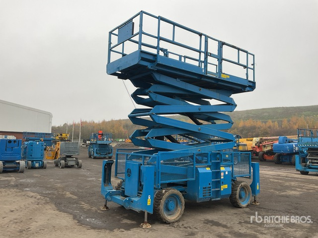 2013 Genie GS5390 4x4 Diesel Scissor Lift - Scherenbühne: das Bild 1 2013 Genie GS5390 4x4 Diesel Scissor Lift - Scherenbühne: das Bild 1
