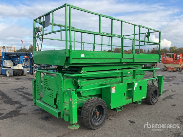 2015 Skyjack SJ9241 4x4 Diesel Scissor Lift - Scherenbühne: das Bild 3 2015 Skyjack SJ9241 4x4 Diesel Scissor Lift - Scherenbühne: das Bild 3