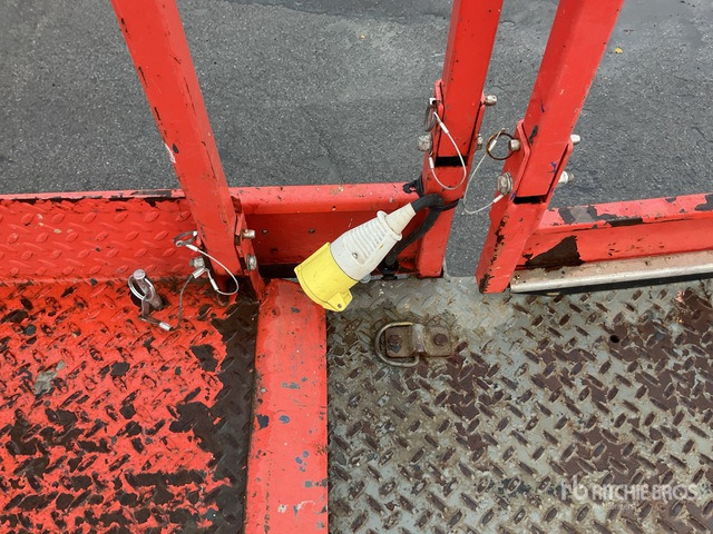 2016 Skyjack SJ8841 4x4 Diesel (Inoperable) Scissor Lift - Scherenbühne: das Bild 5 2016 Skyjack SJ8841 4x4 Diesel (Inoperable) Scissor Lift - Scherenbühne: das Bild 5