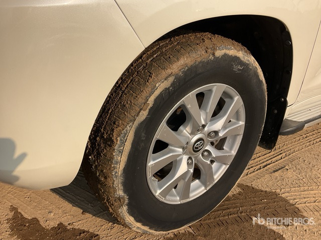 2019 Toyota Land Cruiser GXR- 200L 4x4 SUV - SUV/ Geländewagen: das Bild 5 2019 Toyota Land Cruiser GXR- 200L 4x4 SUV - SUV/ Geländewagen: das Bild 5