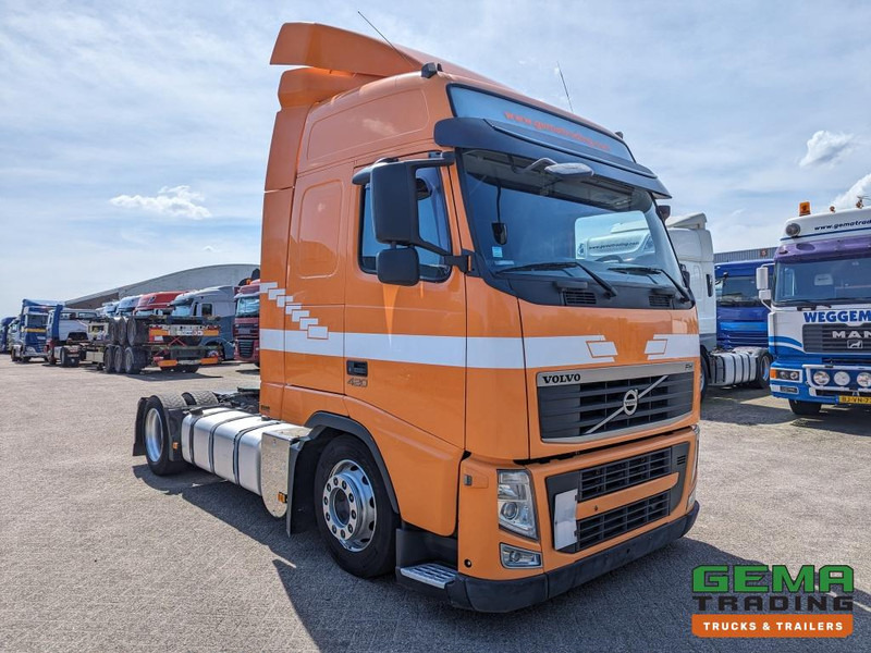 Volvo FH420 4x2 Euro5 FH420 4x2 Globetrotter Euro5 - XLOW - Sattelzugmaschine: das Bild 2 Volvo FH420 4x2 Euro5 FH420 4x2 Globetrotter Euro5 - XLOW - Sattelzugmaschine: das Bild 2