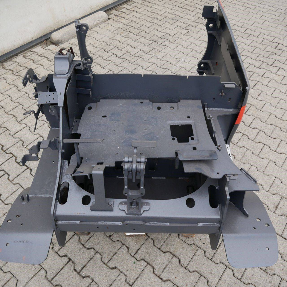 Chassis for Linde E25HL, Series 387-1 - Rahmen/ Chassis für Flurförderzeug: das Bild 2 Chassis for Linde E25HL, Series 387-1 - Rahmen/ Chassis für Flurförderzeug: das Bild 2