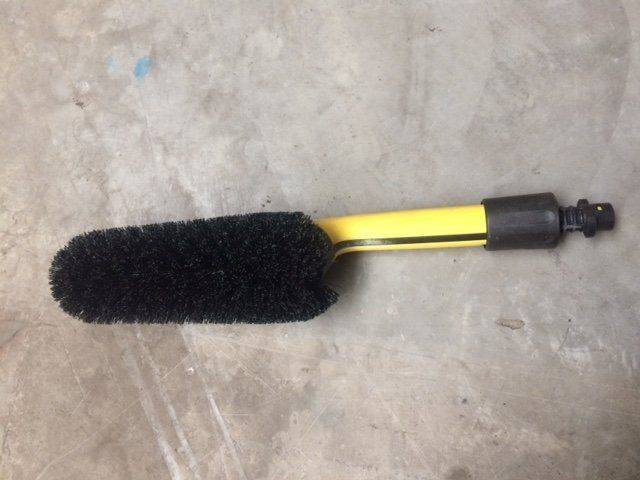 Kärcher Wheel Washing Brush - Ersatzteile für Reinigungsmaschine: das Bild 2 Kärcher Wheel Washing Brush - Ersatzteile für Reinigungsmaschine: das Bild 2
