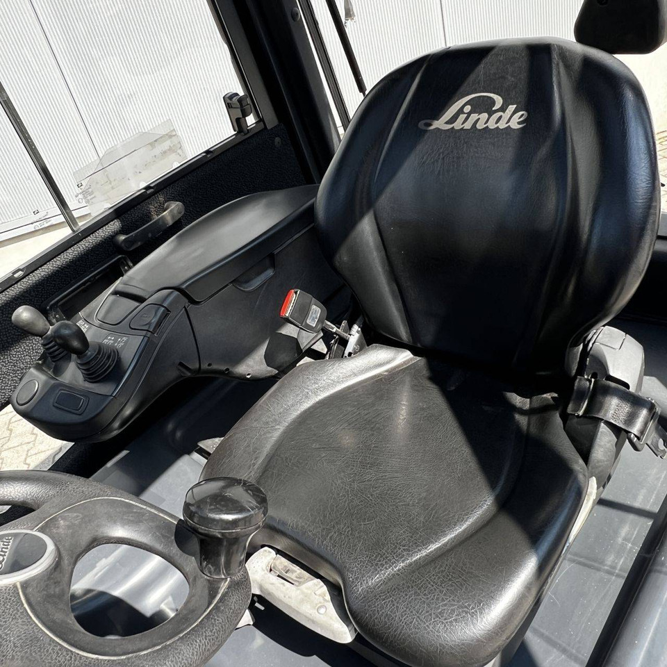 Linde E20PH (386-02) EVO - Elektrostapler: das Bild 5 Linde E20PH (386-02) EVO - Elektrostapler: das Bild 5