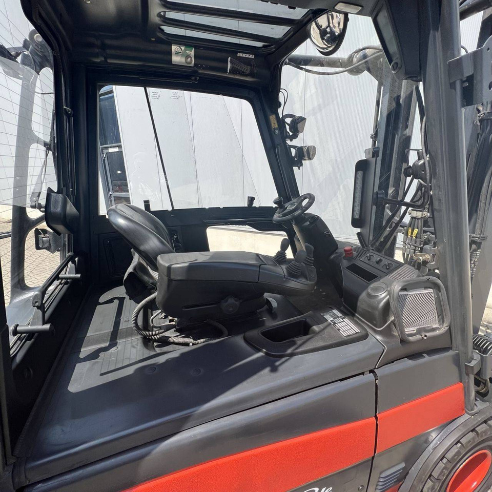 Linde E30/600 HL (387) - Elektrostapler: das Bild 3 Linde E30/600 HL (387) - Elektrostapler: das Bild 3