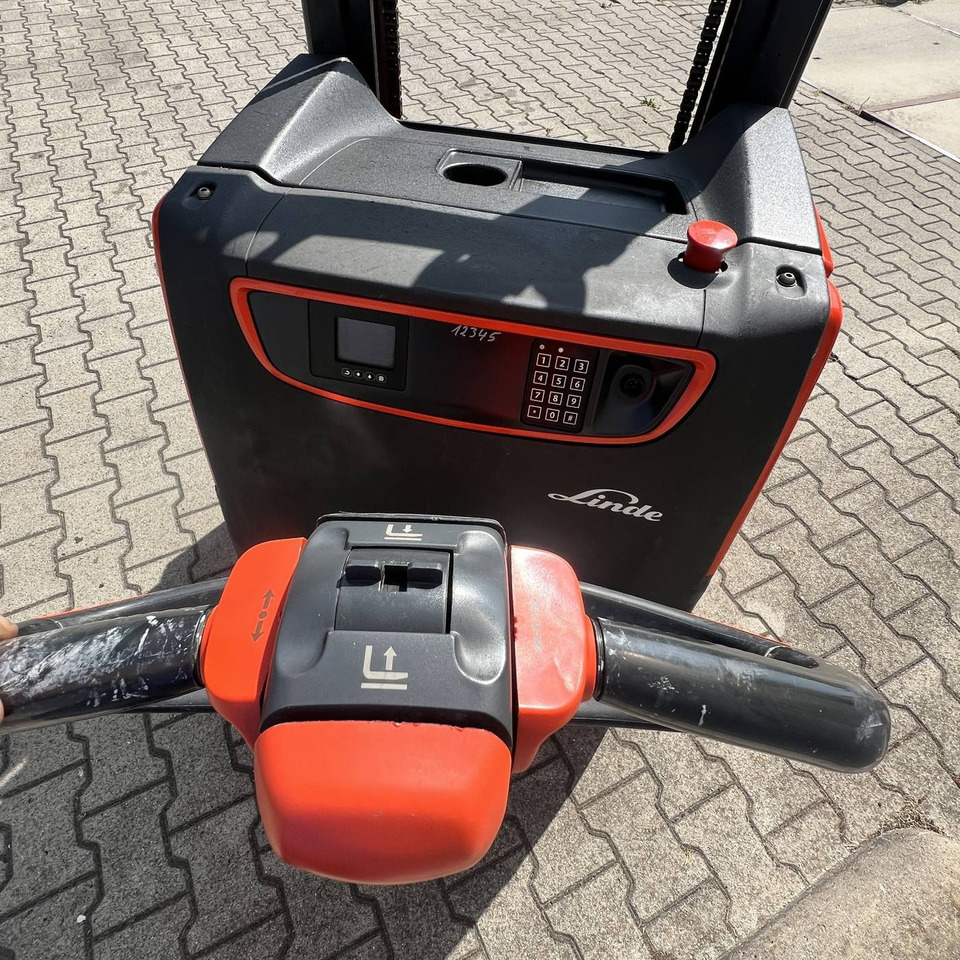 Linde L14 (1173) - Hochhubwagen: das Bild 4 Linde L14 (1173) - Hochhubwagen: das Bild 4