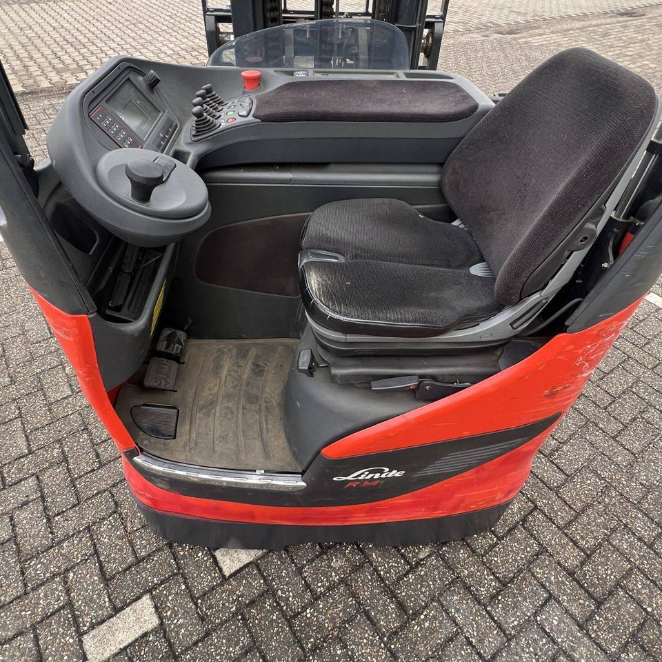 Linde R14HD (1120) - Schubmaststapler: das Bild 3 Linde R14HD (1120) - Schubmaststapler: das Bild 3