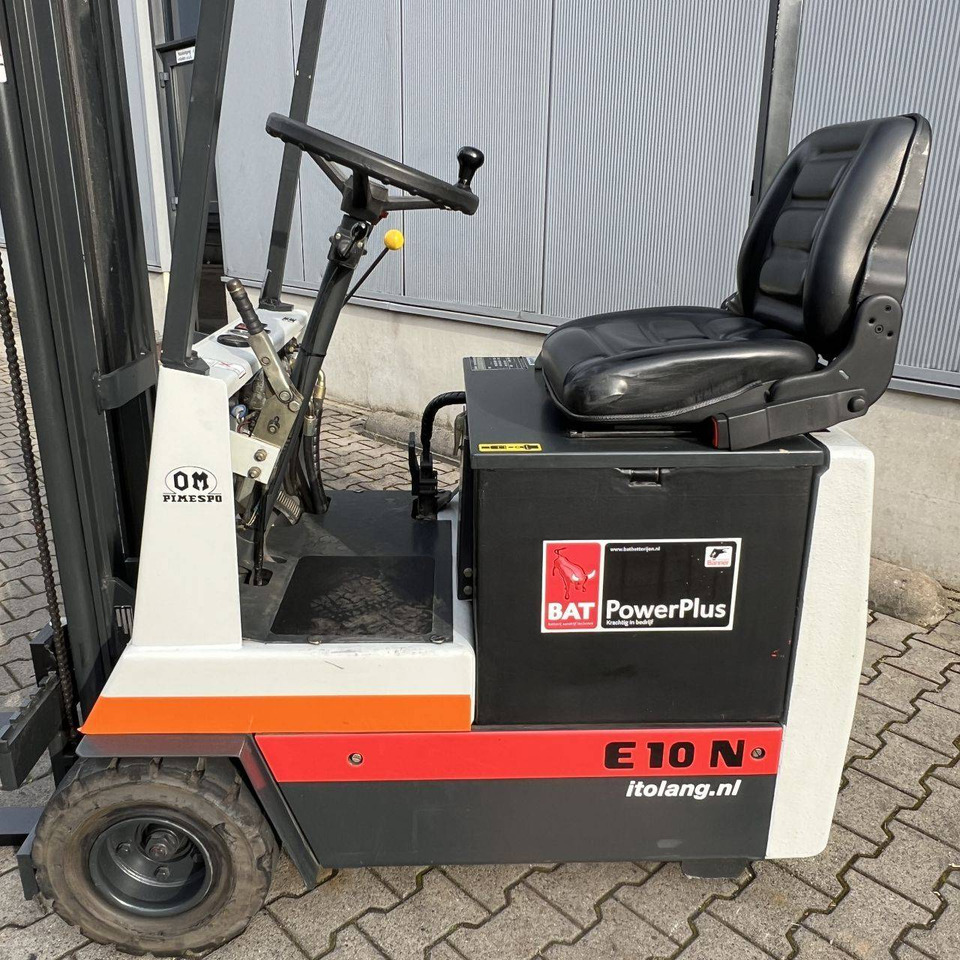 OM Pimespo E10N - Elektrostapler: das Bild 4 OM Pimespo E10N - Elektrostapler: das Bild 4