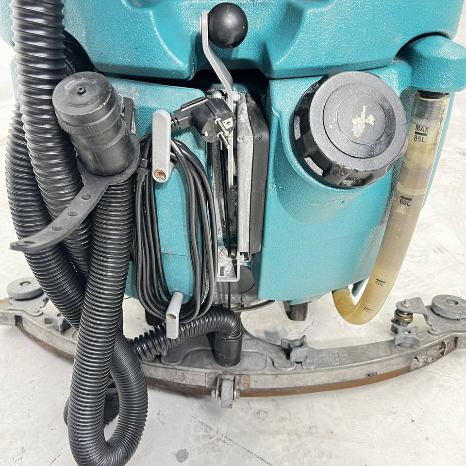 Scheuersaugmaschine Tennant T5: das Bild 13 Scheuersaugmaschine Tennant T5: das Bild 13