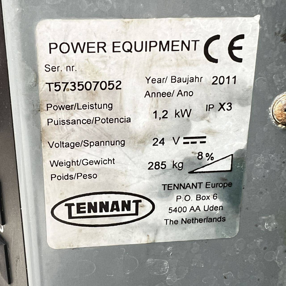 Scheuersaugmaschine Tennant T5: das Bild 10 Scheuersaugmaschine Tennant T5: das Bild 10