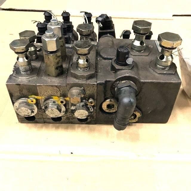 Valve Block for Still R60-30,R60-35, R60-40, R60-45, R60-50 - Hydraulik ventil für Flurförderzeug: das Bild 3 Valve Block for Still R60-30,R60-35, R60-40, R60-45, R60-50 - Hydraulik ventil für Flurförderzeug: das Bild 3