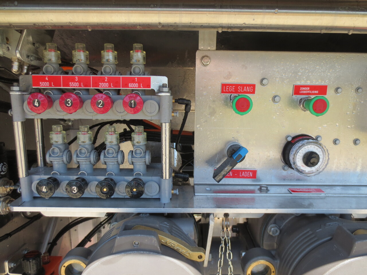 SCANIA G370 - Tankwagen: das Bild 2 SCANIA G370 - Tankwagen: das Bild 2