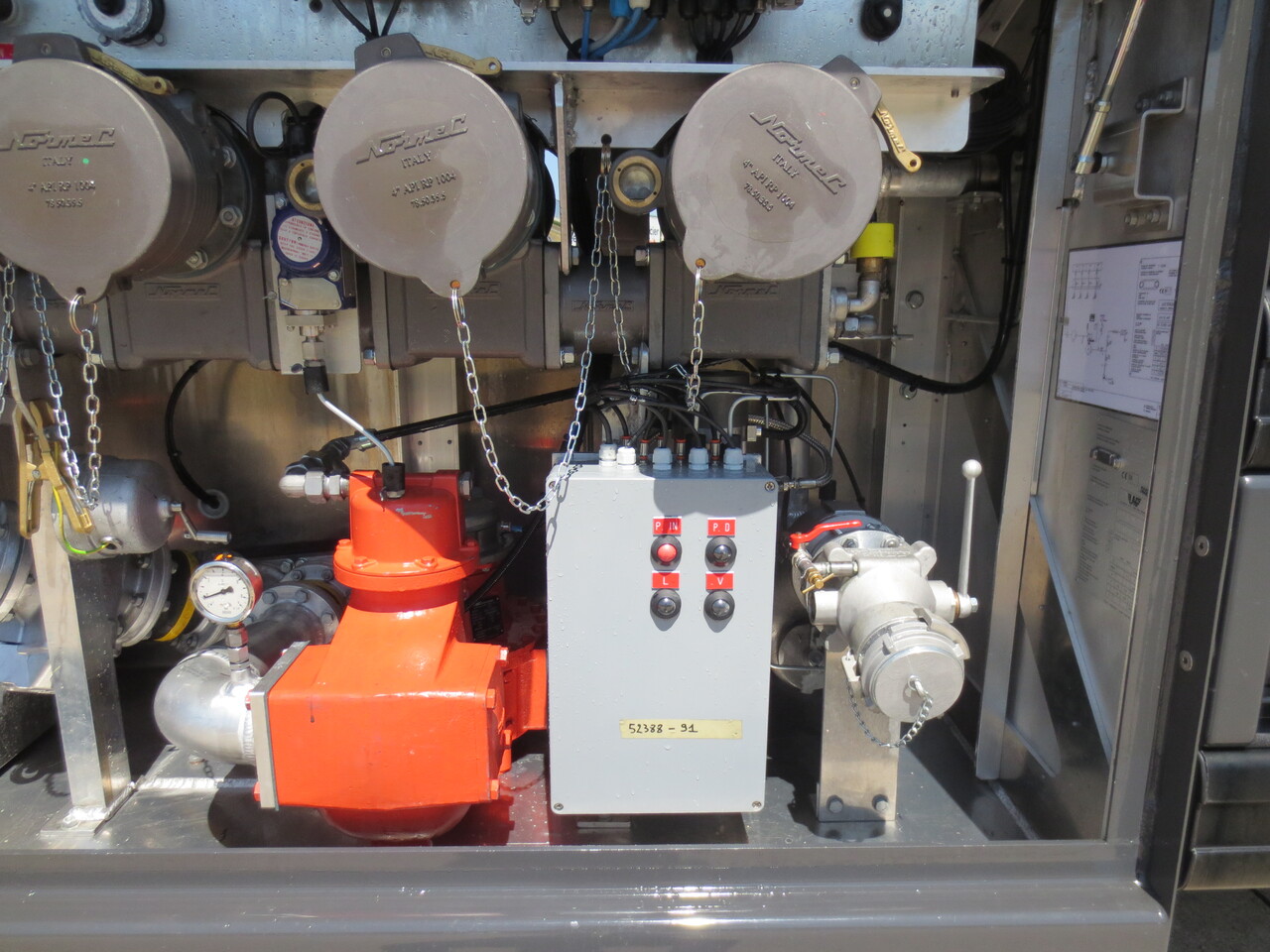 SCANIA G370 - Tankwagen: das Bild 4 SCANIA G370 - Tankwagen: das Bild 4