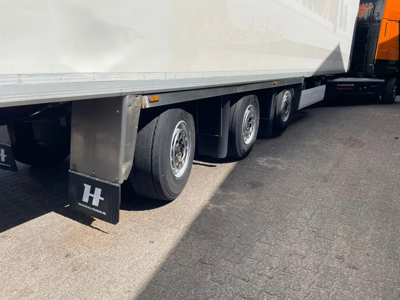 Krone SD SLX Whisper VSE Stuuras 2X! LZV Gekeurd, nieuwe APK - Isotherm Auflieger: das Bild 4 Krone SD SLX Whisper VSE Stuuras 2X! LZV Gekeurd, nieuwe APK - Isotherm Auflieger: das Bild 4