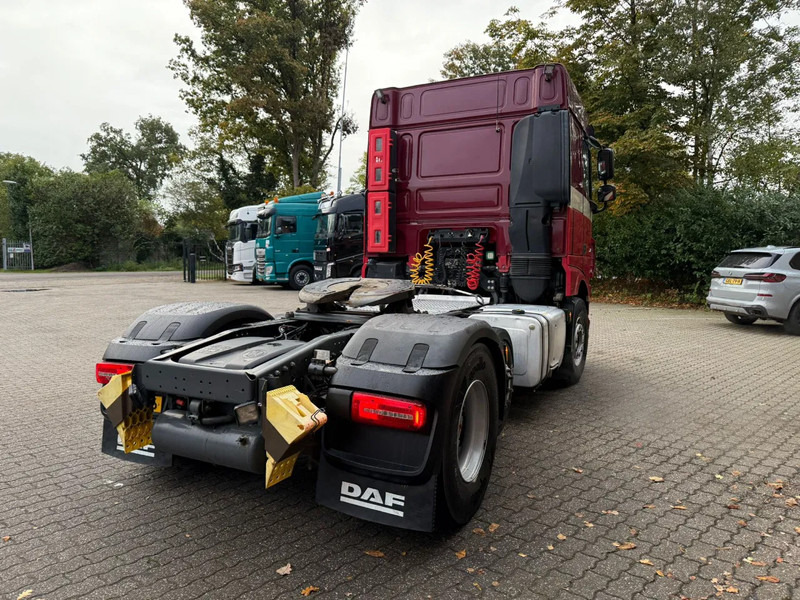 DAF XF 480 6X2 Midlift Space Cab 671.730KM Hydraulic NL Truck - Sattelzugmaschine: das Bild 4 DAF XF 480 6X2 Midlift Space Cab 671.730KM Hydraulic NL Truck - Sattelzugmaschine: das Bild 4