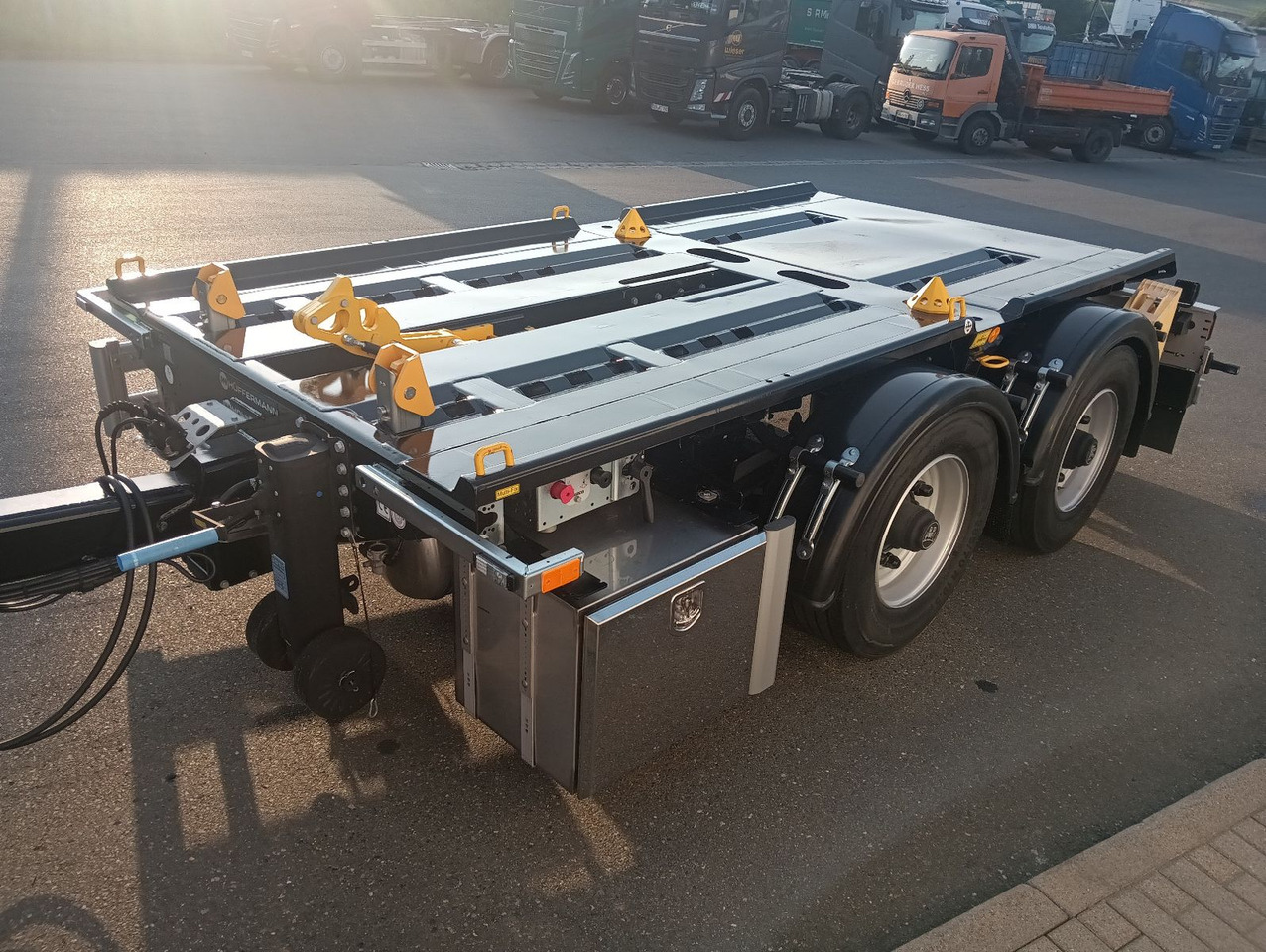 Hüffermann 2-ACHS-MINI-CARRIER MULTIFIX verzinkt NEU BPW Hüffermann 2-ACHS-MINI-CARRIER MULTIFIX verzinkt NEU BPW - Abrollanhänger/ Absetzanhänger: das Bild 2 Hüffermann 2-ACHS-MINI-CARRIER MULTIFIX verzinkt NEU BPW Hüffermann 2-ACHS-MINI-CARRIER MULTIFIX verzinkt NEU BPW - Abrollanhänger/ Absetzanhänger: das Bild 2