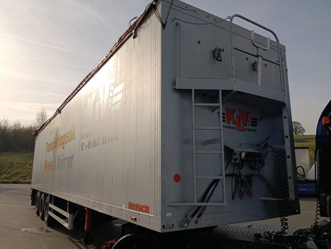 Reisch RSBS35/24LK 92m3WalkingFloor SAF Disc Boden Top - Schubboden Auflieger: das Bild 1 Reisch RSBS35/24LK 92m3WalkingFloor SAF Disc Boden Top - Schubboden Auflieger: das Bild 1