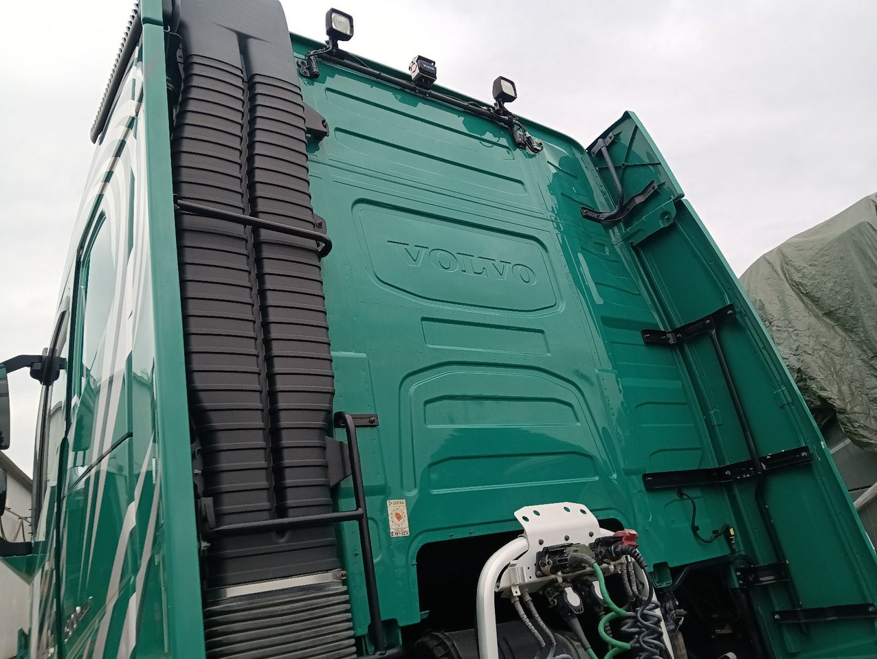 Volvo FH 500 4x2T X-Track Globe I-PARC HydraulikUNFALL - Sattelzugmaschine: das Bild 3 Volvo FH 500 4x2T X-Track Globe I-PARC HydraulikUNFALL - Sattelzugmaschine: das Bild 3