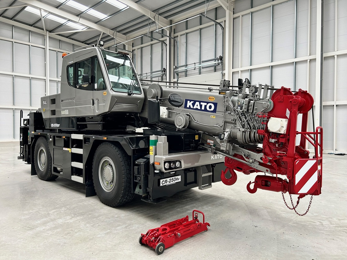 KATO CR-250Rv , 25 Ton City Crane with Only 1,991 hours - Mobilkran: das Bild 1 KATO CR-250Rv , 25 Ton City Crane with Only 1,991 hours - Mobilkran: das Bild 1