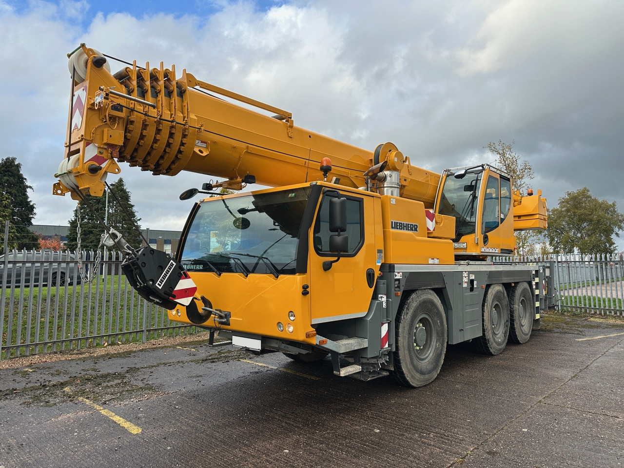 LIEBHERR LTM1060-3.1 - In Brand New Condition, Only 997 Hours - All-Terrain Kran: das Bild 2 LIEBHERR LTM1060-3.1 - In Brand New Condition, Only 997 Hours - All-Terrain Kran: das Bild 2