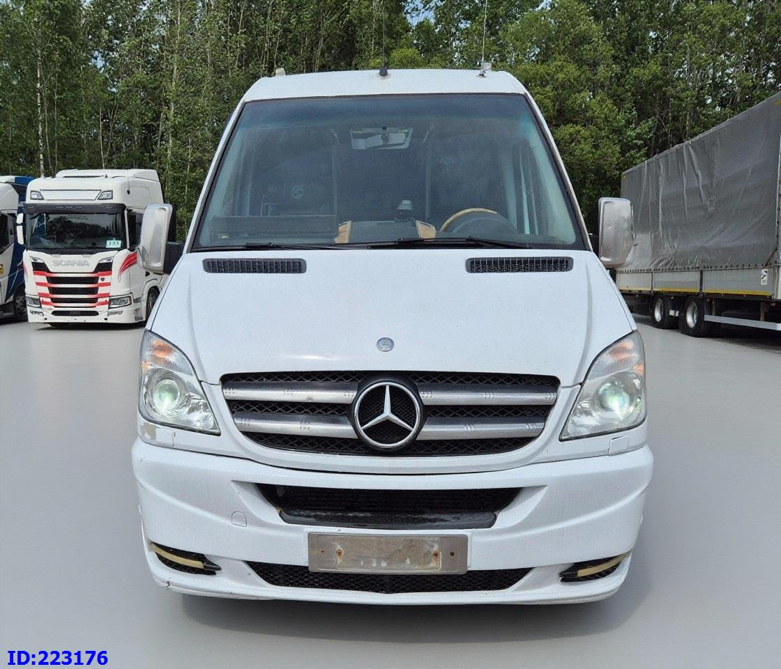 MERCEDES-BENZ Sprinter 519 VIP Luxury - Kleinbus, Personentransporter: das Bild 2 MERCEDES-BENZ Sprinter 519 VIP Luxury - Kleinbus, Personentransporter: das Bild 2