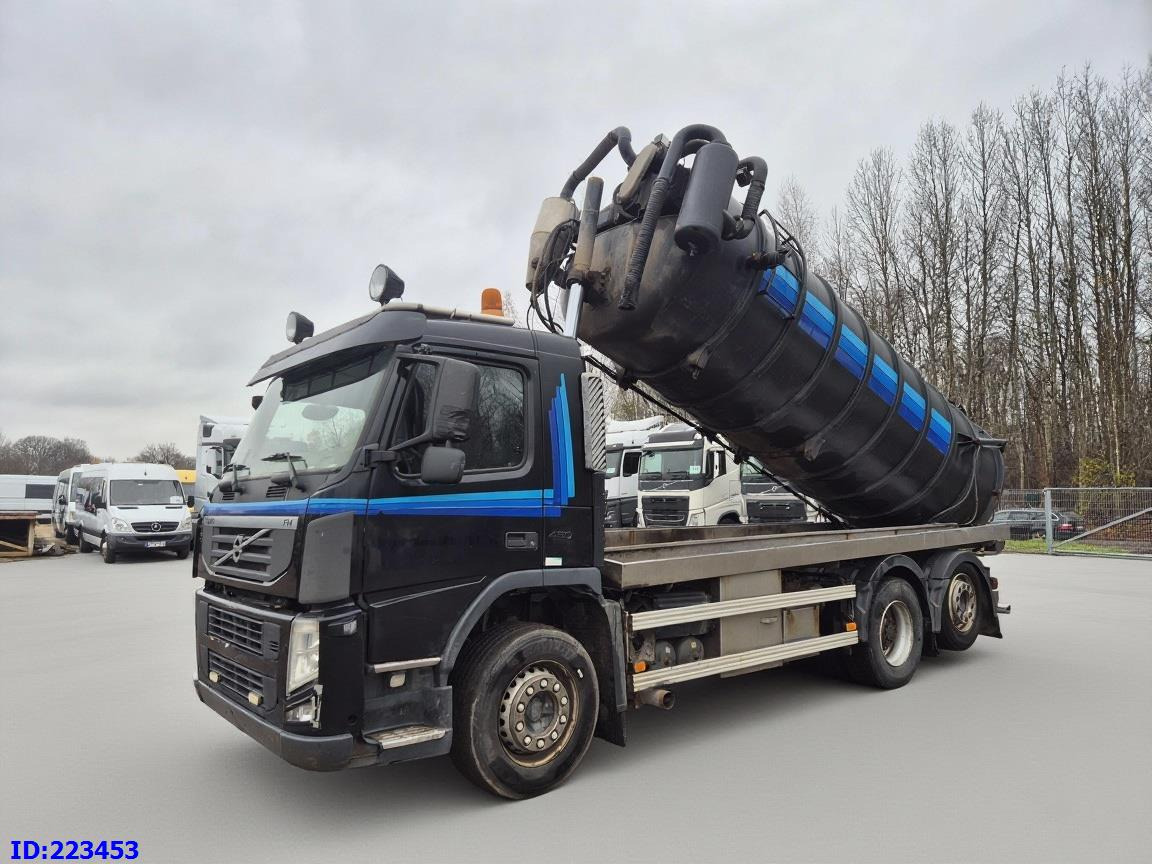 VOLVO FM11 450HP 6x2 TANK 16000 l / VACUUM JUROP PR 150 / ASENIZACYJNY / Euro5 / Steering Axle - Tankwagen: das Bild 1 VOLVO FM11 450HP 6x2 TANK 16000 l / VACUUM JUROP PR 150 / ASENIZACYJNY / Euro5 / Steering Axle - Tankwagen: das Bild 1
