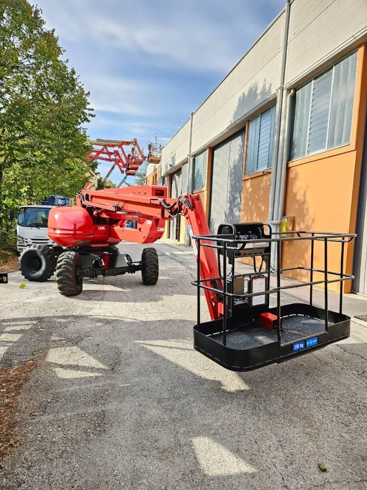 Manitou 160 ATJ - Gelenkarmbühne: das Bild 1 Manitou 160 ATJ - Gelenkarmbühne: das Bild 1