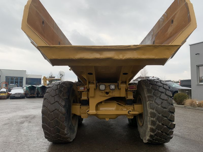 Knickgelenkter Dumper Caterpillar 730 (110387): das Bild 13 Knickgelenkter Dumper Caterpillar 730 (110387): das Bild 13