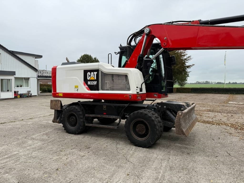 CAT M320F - Mobilbagger: das Bild 5 CAT M320F - Mobilbagger: das Bild 5