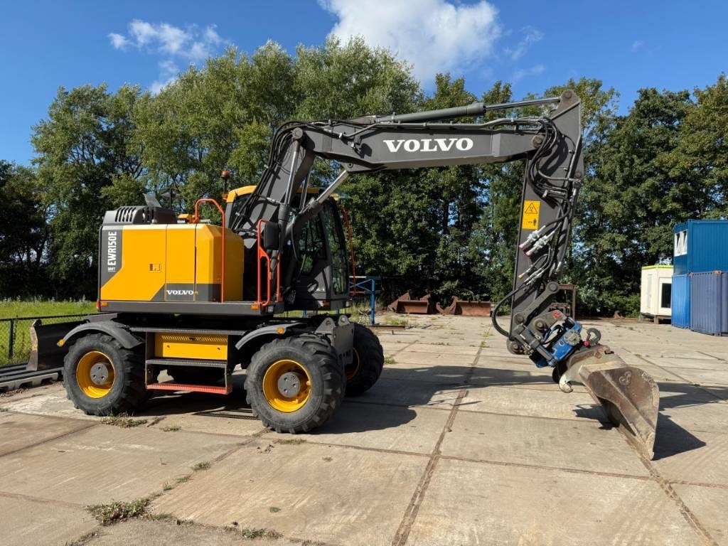 Volvo EWR 150 E - Mobilbagger: das Bild 2 Volvo EWR 150 E - Mobilbagger: das Bild 2