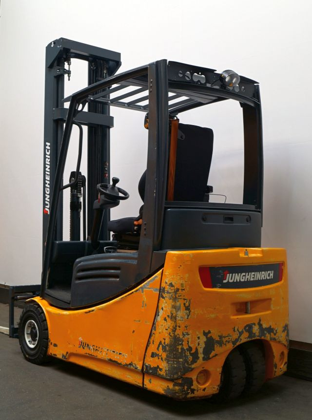 Jungheinrich EFG216 - Elektrostapler: das Bild 2 Jungheinrich EFG216 - Elektrostapler: das Bild 2